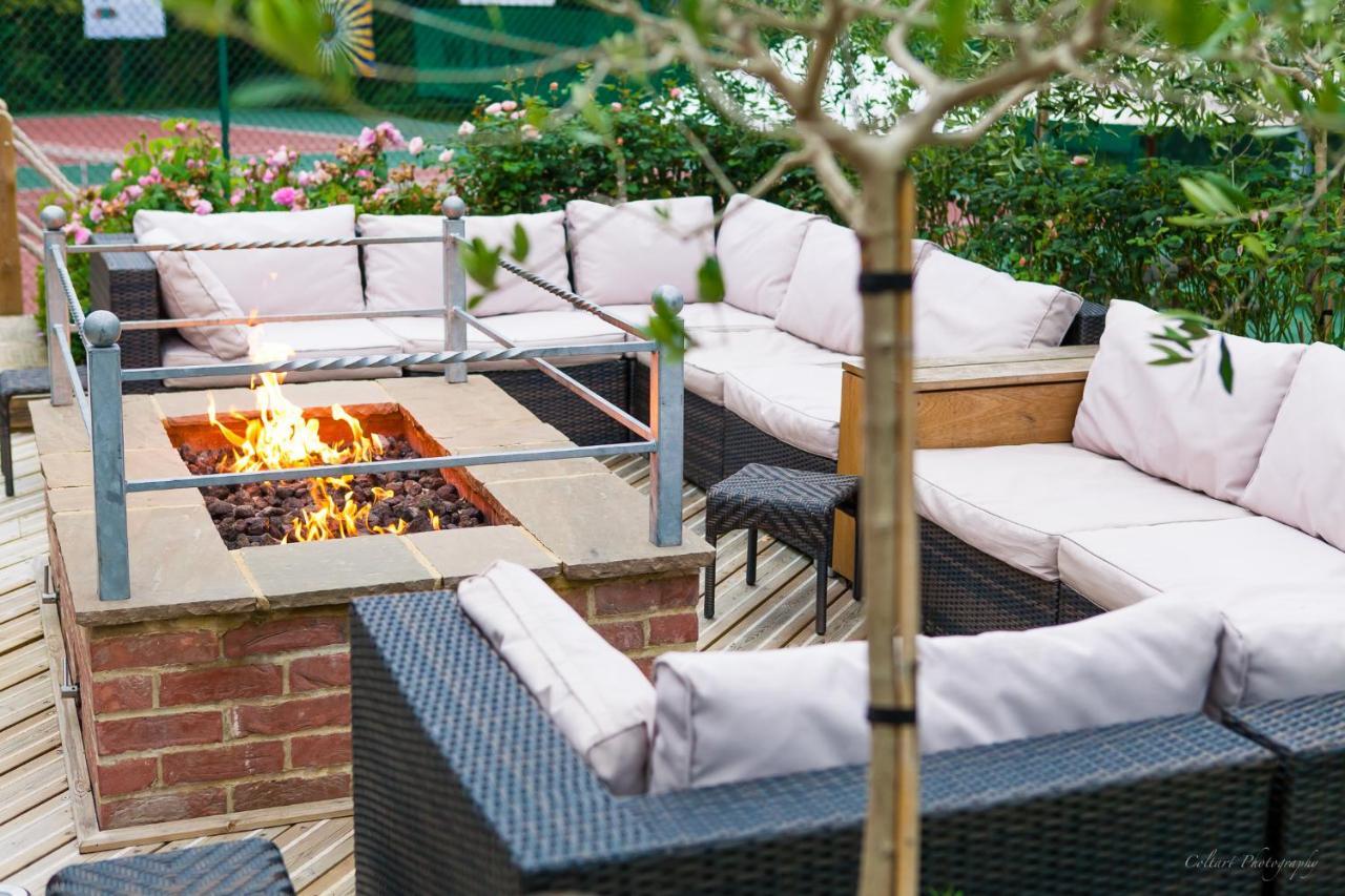فندق Wickwoods Albourne المظهر الخارجي الصورة