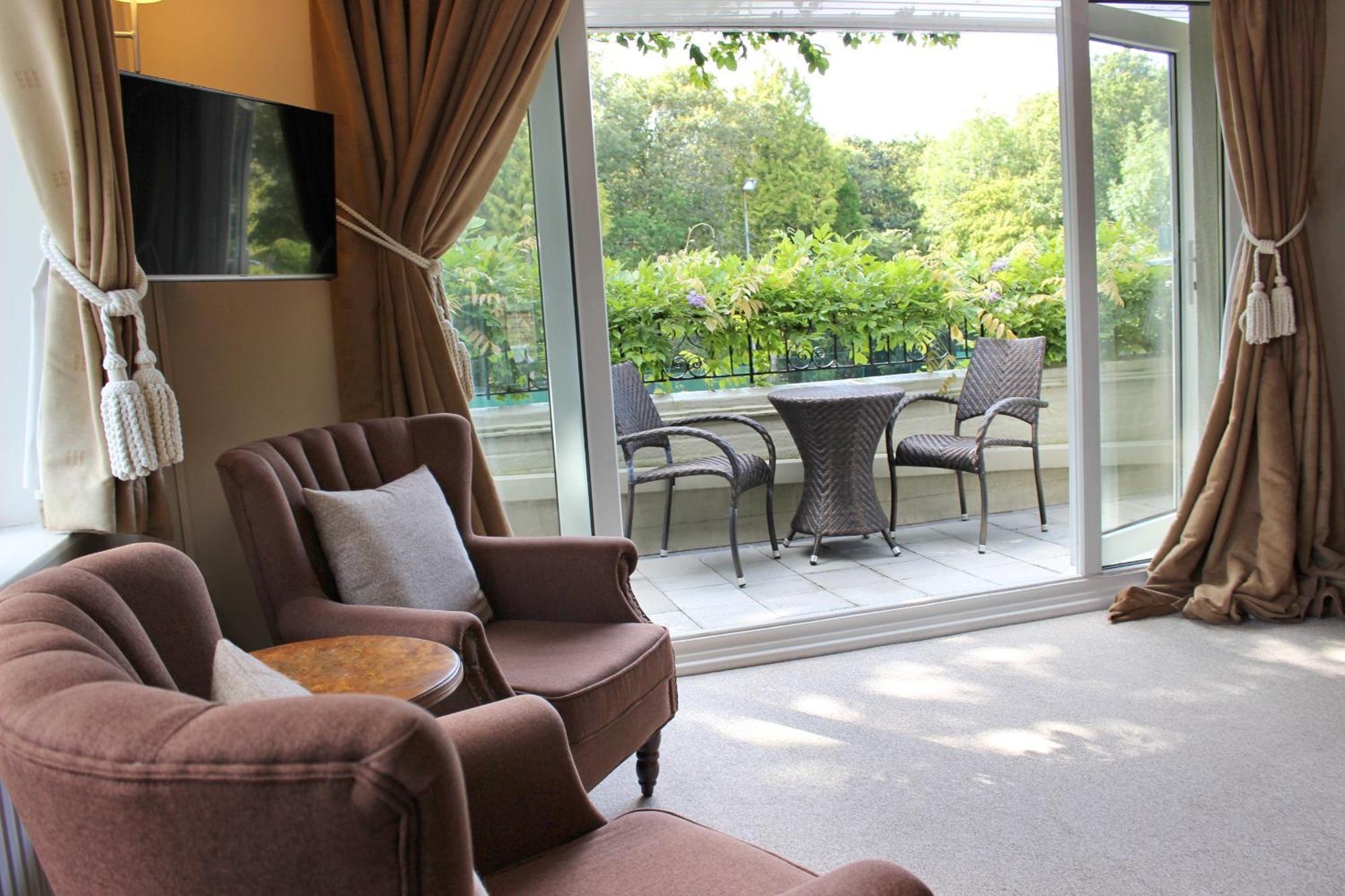 فندق Wickwoods Albourne المظهر الخارجي الصورة
